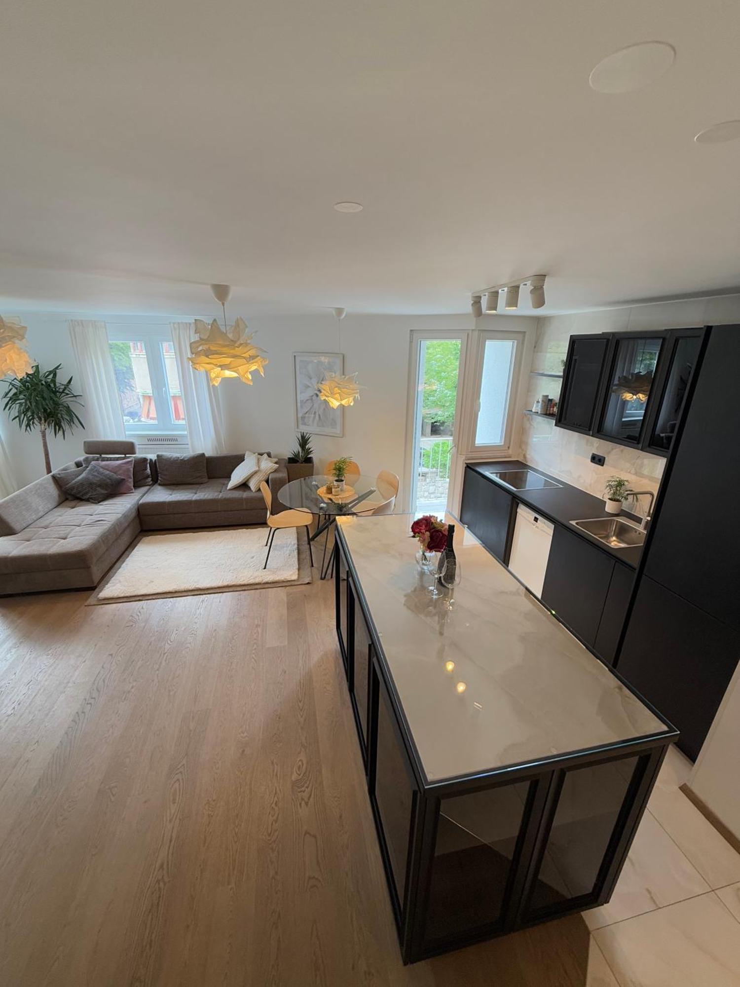 Luxury Residence Res - With Parking Λιουμπλιάνα Εξωτερικό φωτογραφία